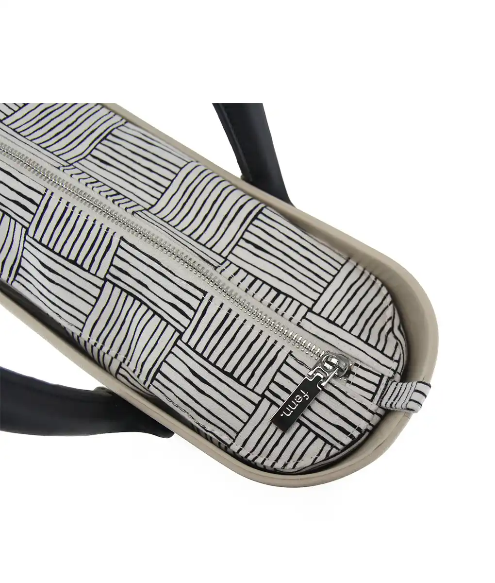 Original Collection – Champagne – P5 Inner – Silver Zip – Black Ho Handle